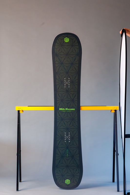 [予約販売]White Blossome Brillian 26-27モデル Made in Japan