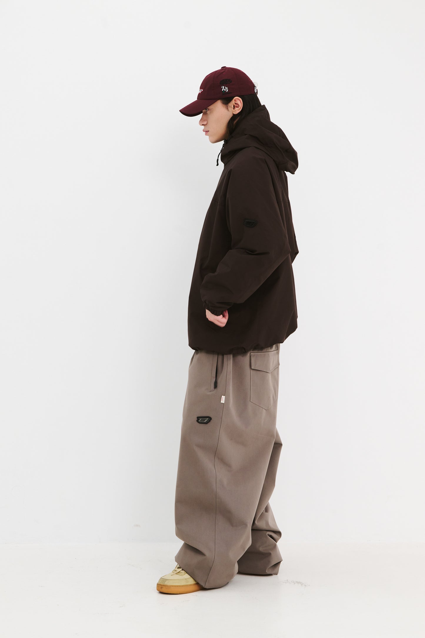 BSRABBIT LOGO COTTON SUPER WIDE VENTILATION PANTS BROWN BSR2425FWPT047