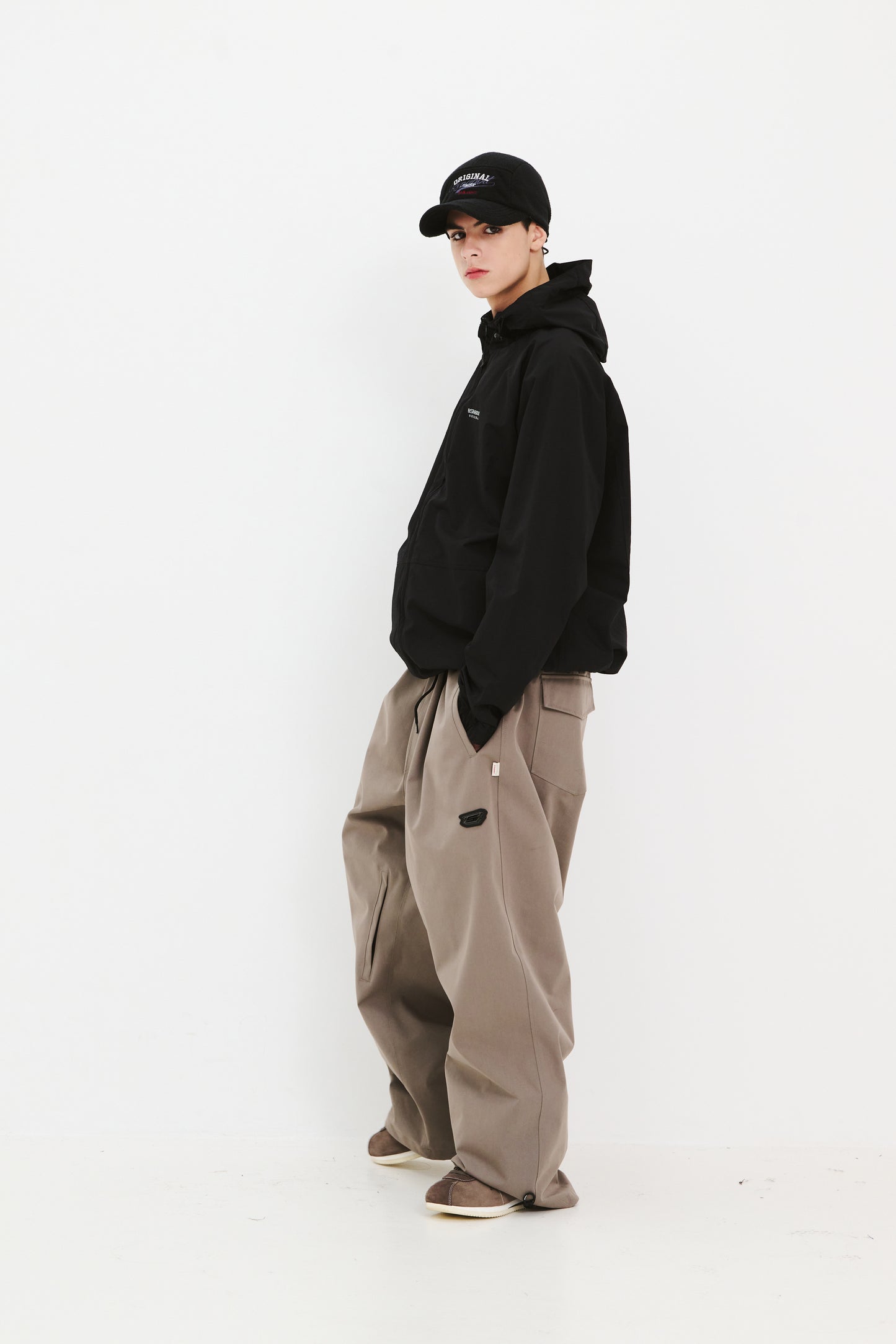 BSRABBIT LOGO COTTON SUPER WIDE VENTILATION PANTS BROWN BSR2425FWPT047