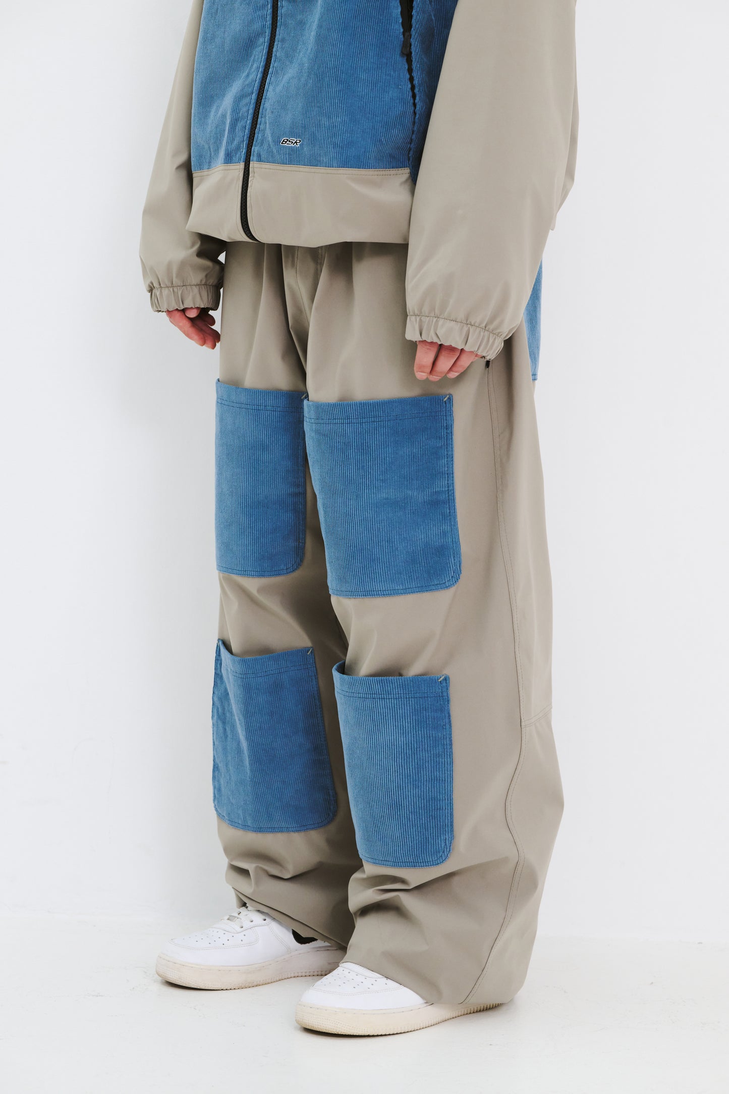 BSRABBIT OPEN 4 POCKET WIDE TRACK PANTS ASH KHAKI / CORDUROY SKY BSR2425FWPT093