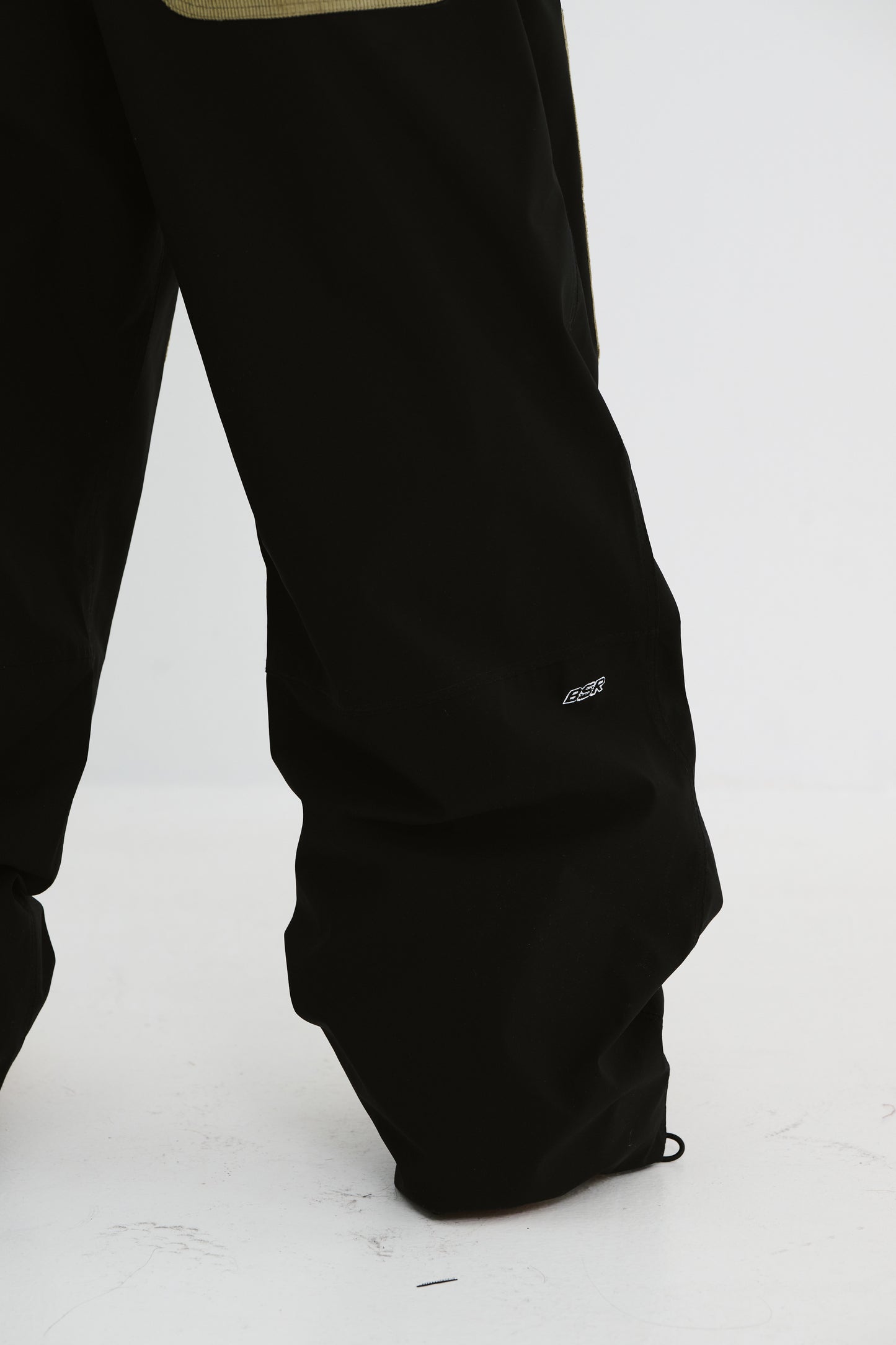 BSRABBIT OPEN 4 POCKET WIDE TRACK PANTS BLACK / CORDUROY BEIGE BSR2425FWPT091