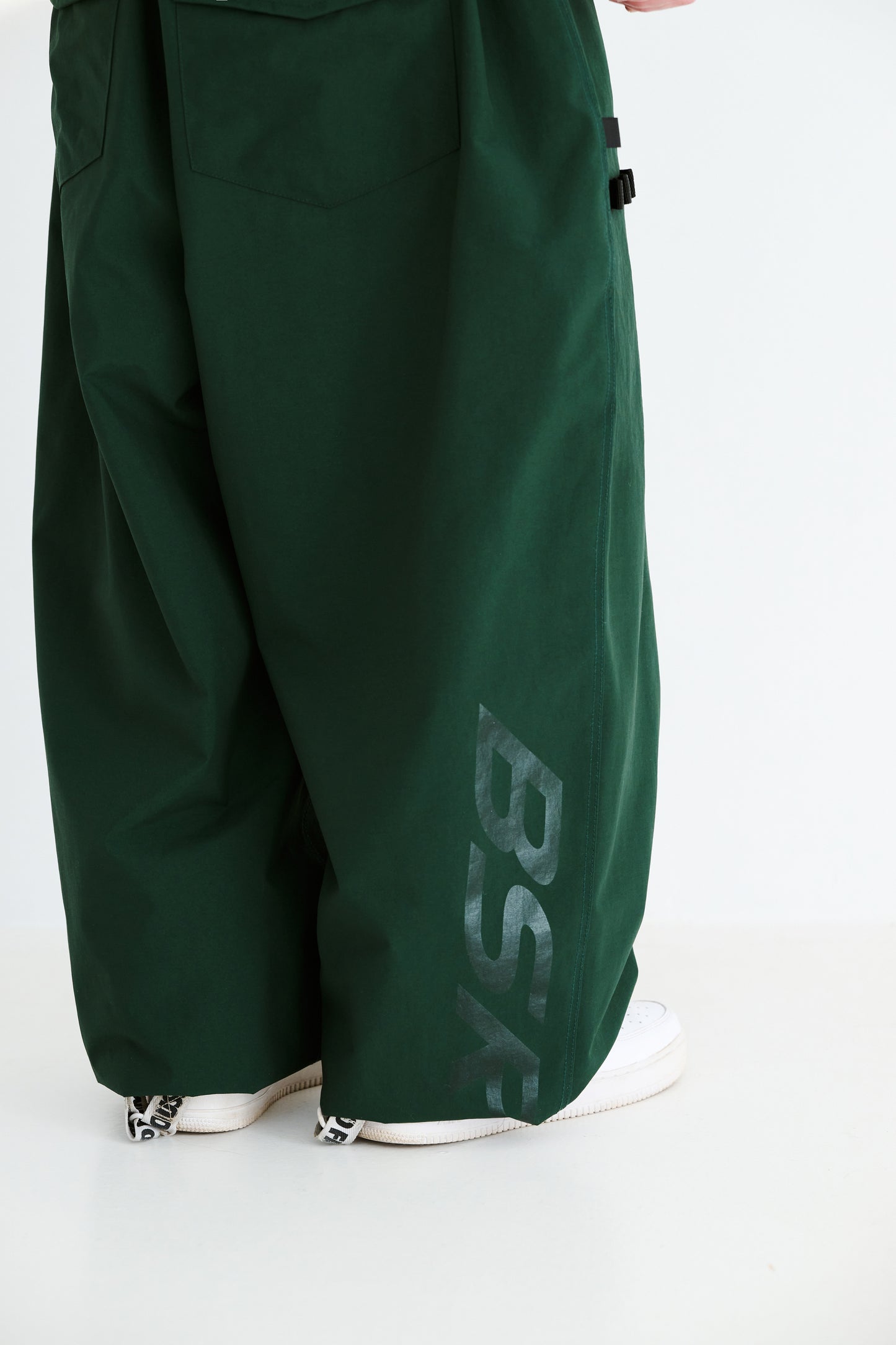 BSRABBIT REFINED SUPER WIDE VENTILATION PANTS DARK GREEN BSR2425FWPT034