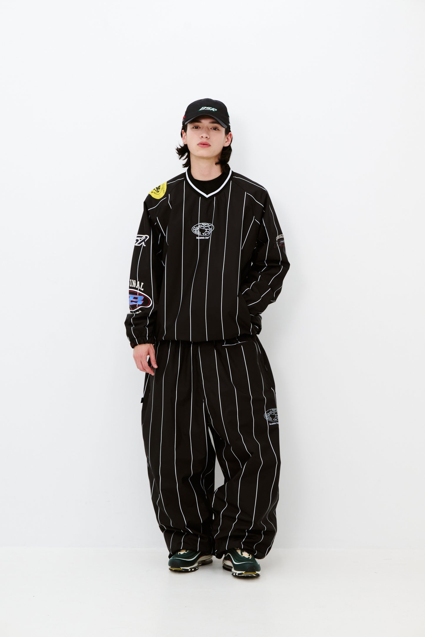 BSRABBIT STRIPE SPORTY PULLOVER JACKET BLACK BSR2425FWJK137