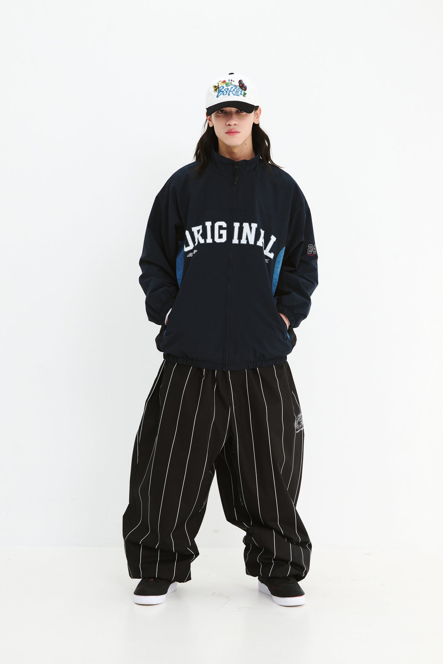 BSRABBIT STRIPE SPORTY SUPER WIDE JOGGER PANTS BLACK BSR2425FWPT055