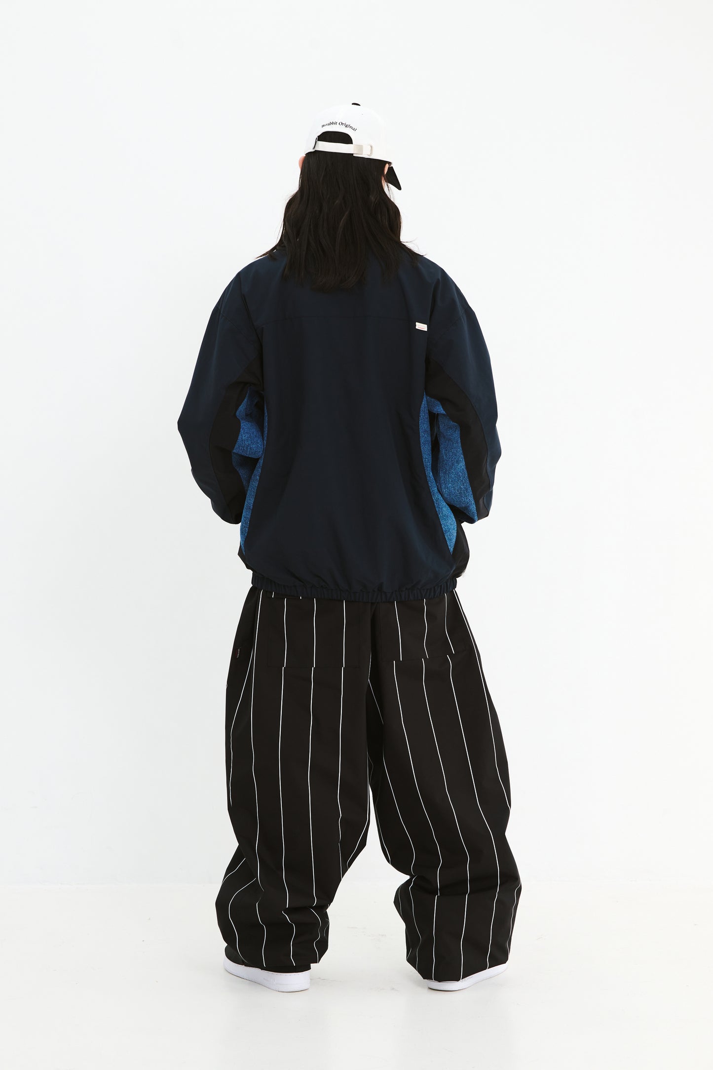 BSRABBIT STRIPE SPORTY SUPER WIDE JOGGER PANTS BLACK BSR2425FWPT055