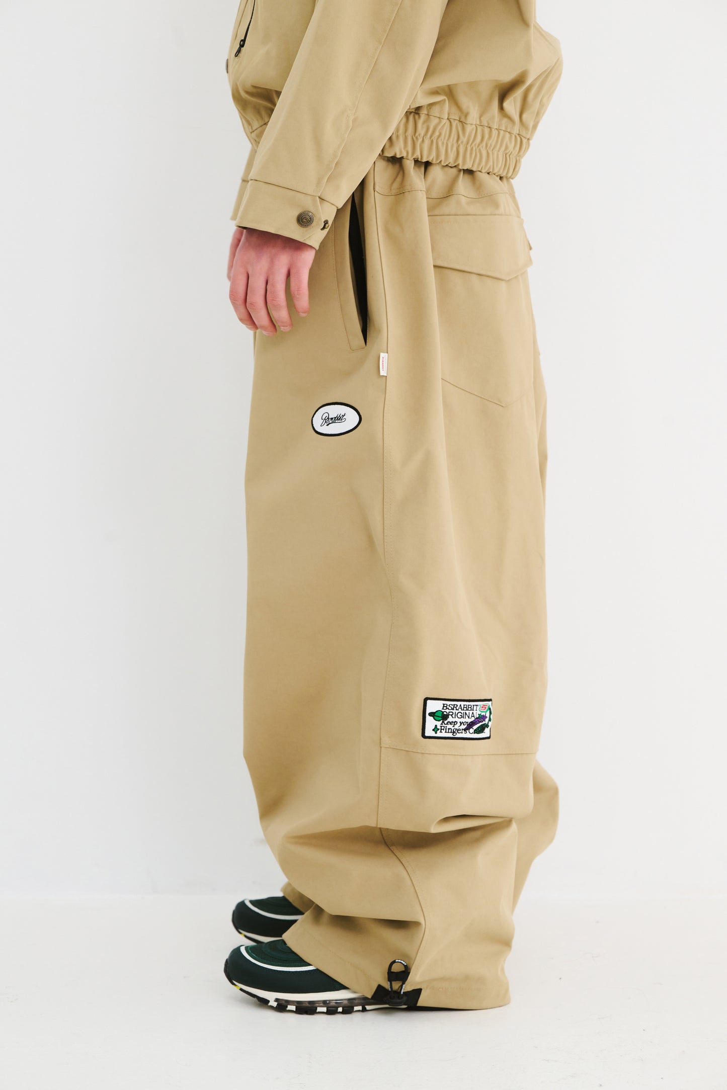 BSRABBIT VARIETY PATCH SUPER WIDE VENTILATION PANTS BEIGE BSR2425FWPT058